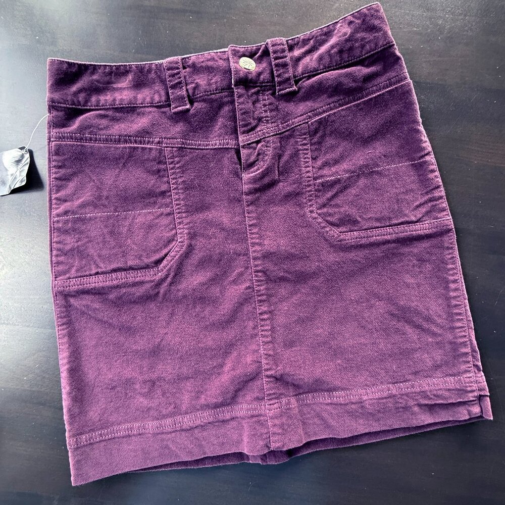 Athleta Velour Skirt in size 2